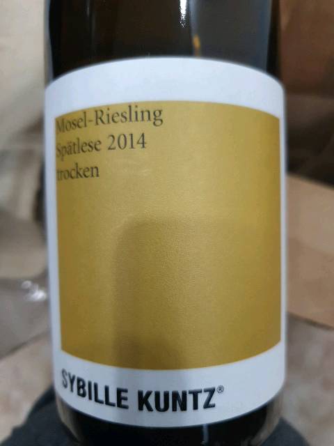 Sybille Kuntz, Riesling Spätlese Trocken 2014 bottle — my own photo, 2020.03